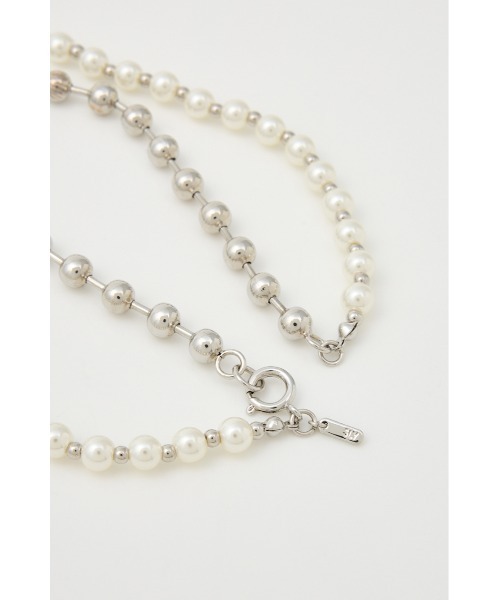 SLY（スライ）の「MANY WAY F/PEARL BALL N/C メニ－ウェイ フェイクパール ボール ネックレス（ネックレス・レディース・シルバー・FREE）」の4枚目の写真