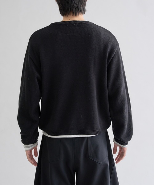 EPNK（イーピーエヌケー）の「Contrast Button Henley Neck Knit / コントラストボタンヘンリーネックニット（ニット/セーター・メンズ・アイボリー/ブラック・SMALL/LARGE/MEDIUM）」の17枚目の写真
