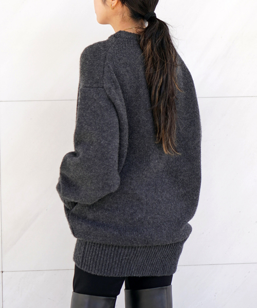 AP STUDIO（エーピーストゥディオ）の「ウールカシミヤクルーネックチュニックニット（ニット/セーター・レディース・ブラック/ブラウン/グレー・FREE）」の21枚目の写真