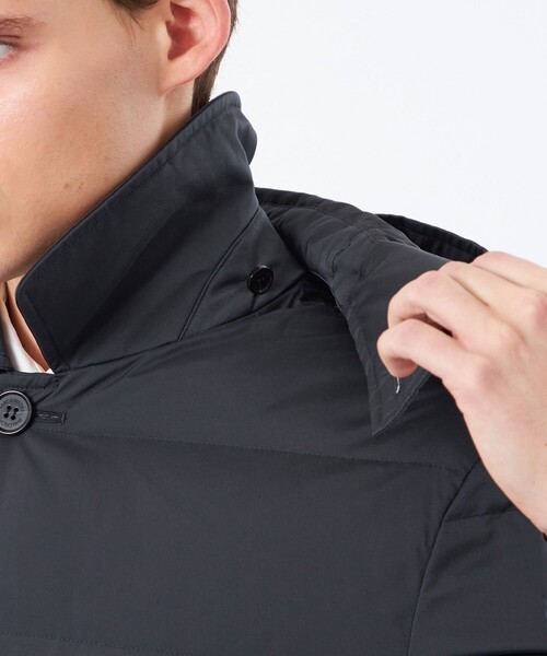 MACKINTOSH PHILOSOPHY(マッキントッシュ フィロソフィー)の「ナイロンハイマルチ WELLINGTON HOOD BT short(ウェリントンフードボタンスルーショート)(ダウンジャケット/コート・メンズ・グレー系その他/ブラック・38/40/42)」の9枚目の写真