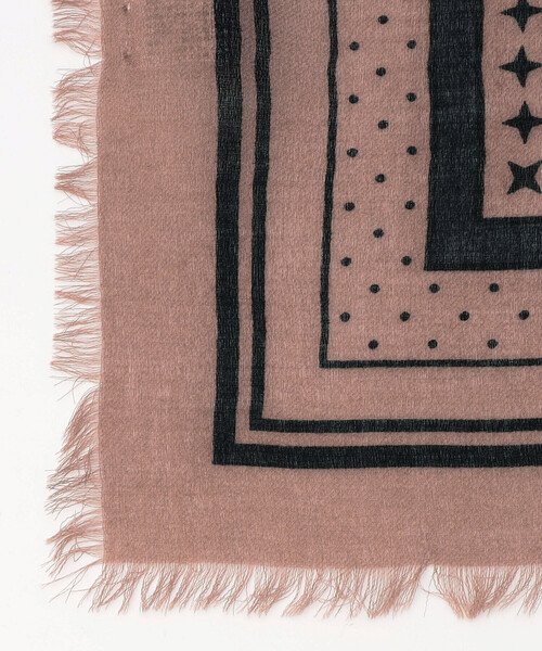 K.T KIYOKO TAKASE（キヨコタカセ）の「ウールプリント ストール（ストール/ショール・レディース・ピンク系その他/グレー系その他・FREE）」の4枚目の写真