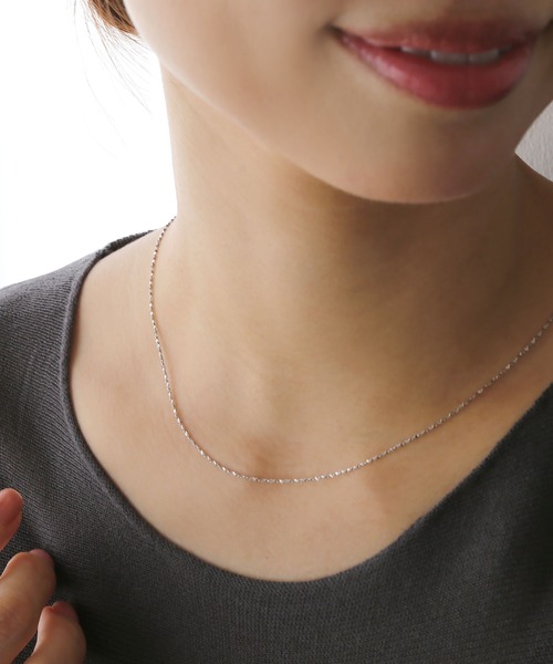 colleca la（コレカラ）の「[silver925]ベーシックチェーンスキンネックレス〈金属アレルギー対応〉（ネックレス・レディース・ゴールド/シルバー・FREE）」の4枚目の写真