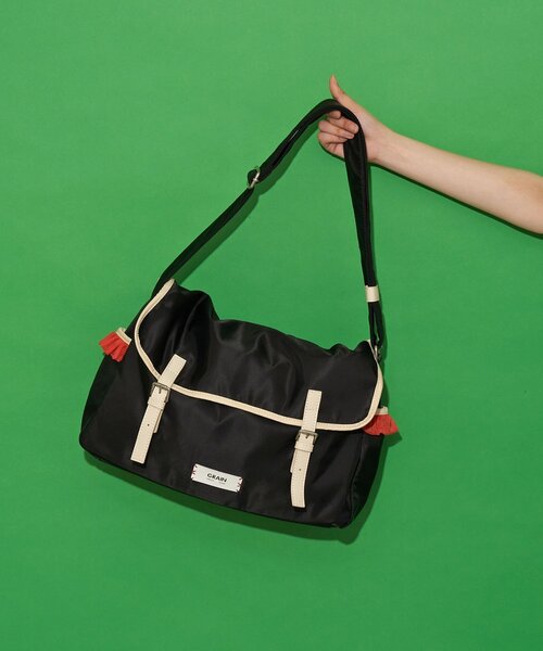 GRAIN（グレイン）の「【GRAIN/グレイン】チュールフリルメッセンジャーバッグ（ショルダーバッグ・レディース・ブラック/ブラウン/カーキ・FREE）」の2枚目の写真