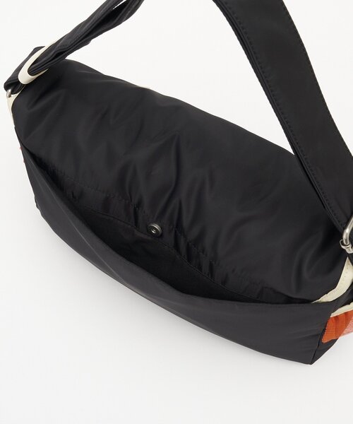 GRAIN（グレイン）の「【GRAIN/グレイン】チュールフリルメッセンジャーバッグ（ショルダーバッグ・レディース・ブラック/ブラウン/カーキ・FREE）」の18枚目の写真