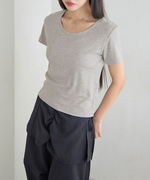 CHAN ME（チャンミ）の「ラウンドネックコンパクト半袖Tシャツ（Tシャツ/カットソー・レディース・ホワイト/ブラウン/ブラック/ネイビー/杢グレー・SMALL/X-LARGE/LARGE/MEDIUM）」の3枚目の写真