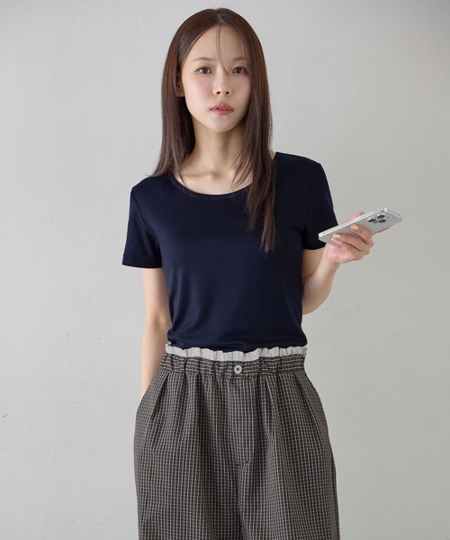 CHAN ME（チャンミ）の「ラウンドネックコンパクト半袖Tシャツ（Tシャツ/カットソー・レディース・ホワイト/ブラウン/ブラック/ネイビー/杢グレー・SMALL/X-LARGE/LARGE/MEDIUM）」の13枚目の写真
