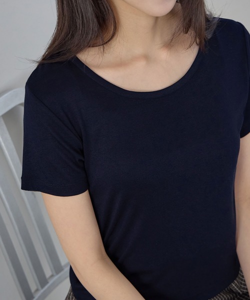 CHAN ME（チャンミ）の「ラウンドネックコンパクト半袖Tシャツ（Tシャツ/カットソー・レディース・ホワイト/ブラウン/ブラック/ネイビー/杢グレー・SMALL/X-LARGE/LARGE/MEDIUM）」の17枚目の写真