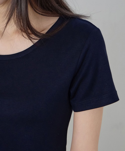 CHAN ME（チャンミ）の「ラウンドネックコンパクト半袖Tシャツ（Tシャツ/カットソー・レディース・ホワイト/ブラウン/ブラック/ネイビー/杢グレー・SMALL/X-LARGE/LARGE/MEDIUM）」の18枚目の写真