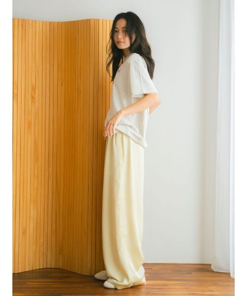 Ungrid（アングリッド）の「バックフォトプリントTee（Tシャツ/カットソー・レディース・チャコールグレー/オフホワイト/グリーン/ライトグレー・FREE）」の11枚目の写真