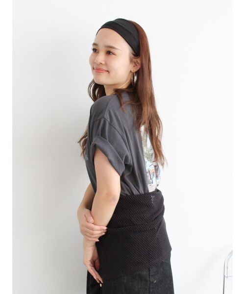 Ungrid（アングリッド）の「バックフォトプリントTee（Tシャツ/カットソー・レディース・チャコールグレー/オフホワイト/グリーン/ライトグレー・FREE）」の20枚目の写真