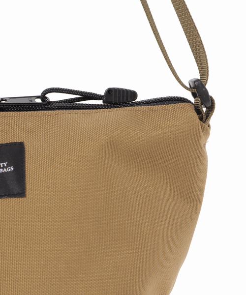 BAGSINPROGRESS（バッグズインプログレス）の「【BAGS IN PROGRESS】MICRO TOTE：ショルダーバッグ（ショルダーバッグ・レディース・レッド/ベージュ・FREE）」の18枚目の写真