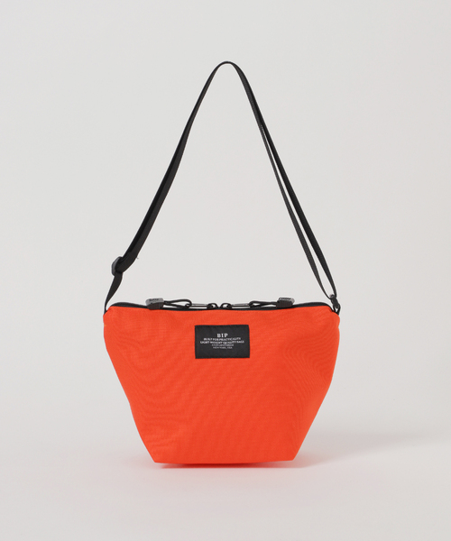 BAGSINPROGRESS（バッグズインプログレス）の「【BAGS IN PROGRESS】MICRO TOTE：ショルダーバッグ（ショルダーバッグ・レディース・レッド/ベージュ・FREE）」の19枚目の写真