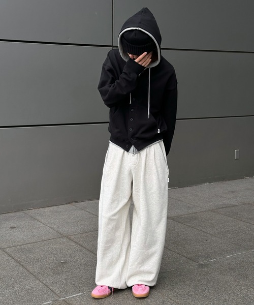 Perushu（ペルーシュ）の「Button Layered Double Zip Hoodie ／ボタンレイヤードダブルジップフーディ（パーカー・メンズ・ボルドー/グレー/ブラック・MEDIUM/LARGE）」の13枚目の写真