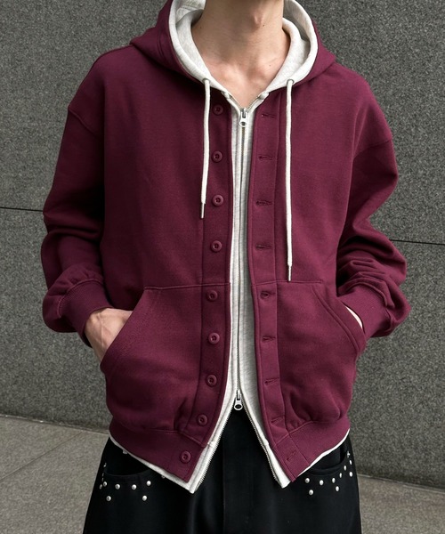 Perushu（ペルーシュ）の「Button Layered Double Zip Hoodie ／ボタンレイヤードダブルジップフーディ（パーカー・メンズ・ボルドー/グレー/ブラック・MEDIUM/LARGE）」の20枚目の写真
