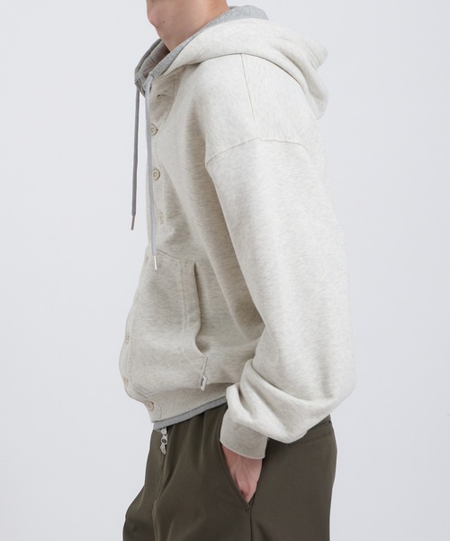 Perushu(ペルーシュ)の「Button Layered Double Zip Hoodie /ボタンレイヤードダブルジップフーディ(パーカー・メンズ・ボルドー/グレー/ブラック・MEDIUM/LARGE)」の6枚目の写真