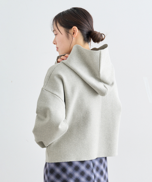 U by SPICK&SPAN(ユーバイスピックアンドスパン)の「スウェットライクニットフーディー(パーカー・レディース・アイボリー/ライトグリーン/ライトグレー・FREE)」の11枚目の写真