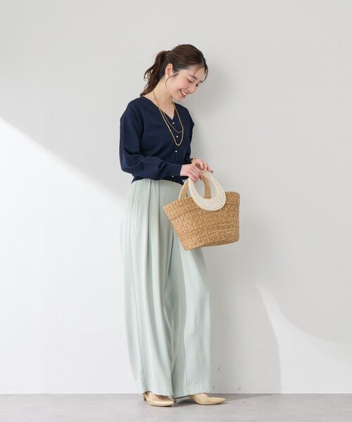 La boutique BonBon（ラブティックボンボン）の「【着回し力抜群】クールタッチUVクロップドカーディガン（カーディガン/ボレロ・レディース・ネイビー/イエロー/ピンク/ホワイト・FREE）」の16枚目の写真