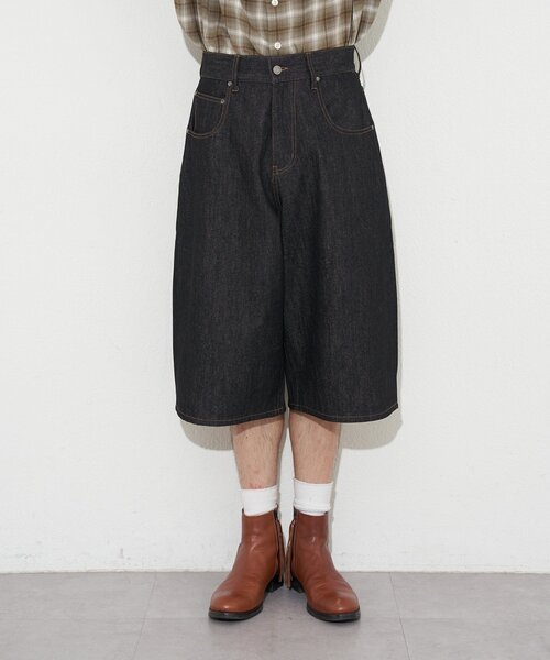 CIAOPANIC(チャオパニック)の「【cian denim/シアンデニム】バギーワイドデニムショーツ/ハーフパンツ(デニムパンツ・レディース・ブラック系その他/ブラック/インディゴブルー/ブルー・MEDIUM/SMALL/LARGE)」の11枚目の写真