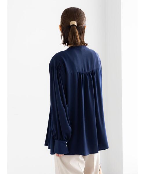 Te chichi（テチチ）の「プリーツサテンブラウス（シャツ/ブラウス・レディース・シルバーグレー/ミント/ネイビー・F）」の11枚目の写真