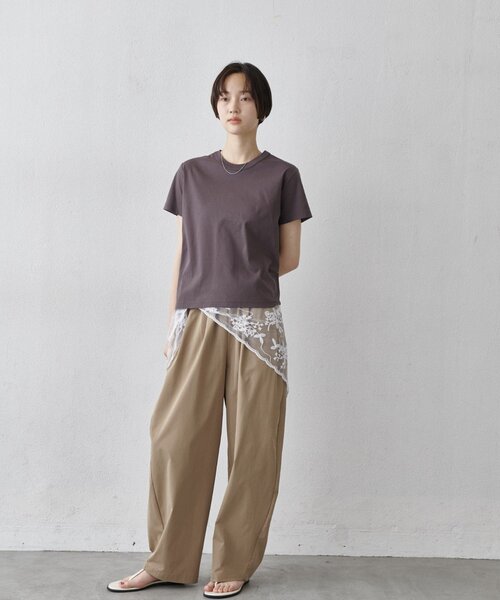 COLONY 2139(コロニートゥーワンスリーナイン)の「【リバイバル】スマートコンパクトTシャツ(Tシャツ/カットソー・レディース・チャコールグレー/ブラック/ホワイト・LARGE/MEDIUM/SMALL)」の7枚目の写真