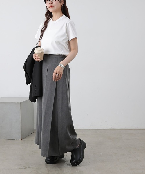 COLONY 2139（コロニートゥーワンスリーナイン）の「スマートコンパクトTシャツ（Tシャツ/カットソー・レディース・チャコールグレー/ブラック/ホワイト・LARGE/MEDIUM/SMALL）」の5枚目の写真