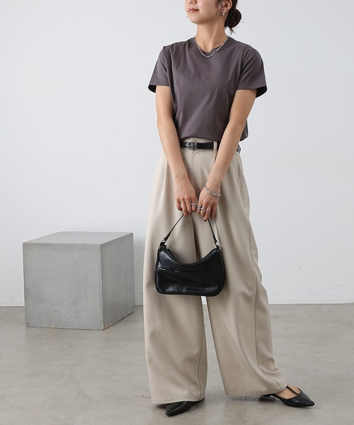 COLONY 2139（コロニートゥーワンスリーナイン）の「スマートコンパクトTシャツ（Tシャツ/カットソー・レディース・チャコールグレー/ブラック/ホワイト・LARGE/MEDIUM/SMALL）」の12枚目の写真