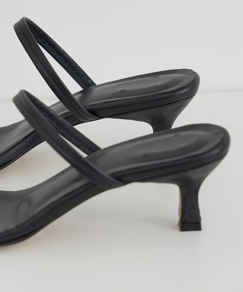 SALON adam et rope'(サロン アダム エ ロペ)の「【W S(ドゥーブル)】レザーヒールサンダル(サンダル・レディース・ダークブラウン/ブラック・37/36.5/36/37.5)」の5枚目の写真