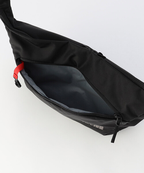 THE NORTH FACE(ザノースフェイス)の「THE NORTH FACE/ザ・ノース・フェイス Capella 5 カペラ 5 / NM72353(ショルダーバッグ・メンズ・ブラック/ベージュ/ブルー・ONE SIZE)」の4枚目の写真