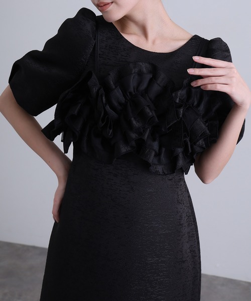 atlo(アトロ)の「ロング&半袖 フォーマル シアースリーブ Iライン 刺繍レース セレモニー 結婚式 二次会 パーティー ドレス オケージョンドレス お呼ばれ 同窓会 成人式 (ドレス・レディース・アイボリー/ブラック/ベージュ・M)」の11枚目の写真