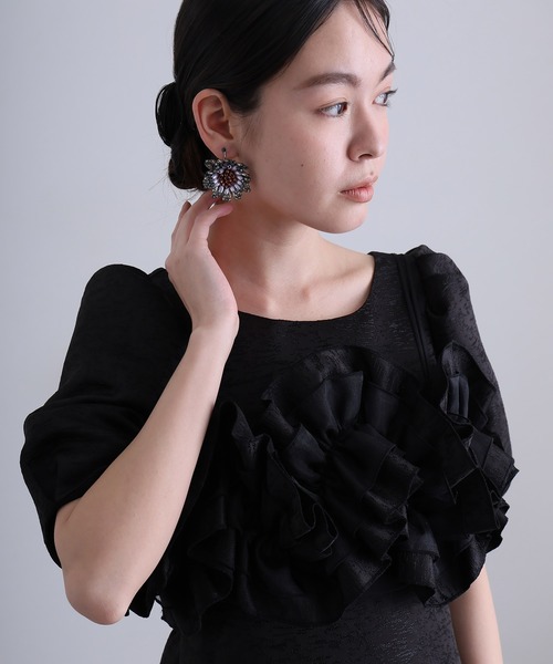atlo(アトロ)の「ロング&半袖 フォーマル シアースリーブ Iライン 刺繍レース セレモニー 結婚式 二次会 パーティー ドレス オケージョンドレス お呼ばれ 同窓会 成人式 (ドレス・レディース・アイボリー/ブラック/ベージュ・M)」の7枚目の写真