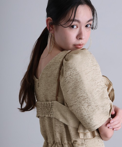 atlo(アトロ)の「ロング&半袖 フォーマル シアースリーブ Iライン 刺繍レース セレモニー 結婚式 二次会 パーティー ドレス オケージョンドレス お呼ばれ 同窓会 成人式 (ドレス・レディース・アイボリー/ブラック/ベージュ・M)」の19枚目の写真
