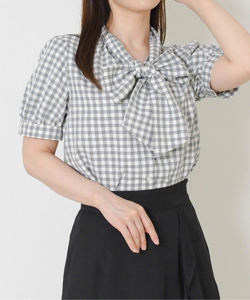 MISCH MASCH（ミッシュマッシュ）の「2026春夏新作 パフ袖アソートボウタイブラウス（シャツ/ブラウス・レディース・ブルー/ホワイト/ブラック×ホワイト/グレー・ﾌﾘ-）」の6枚目の写真