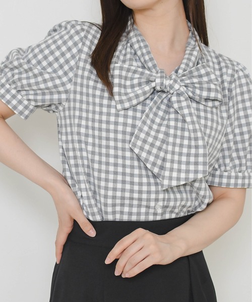 MISCH MASCH（ミッシュマッシュ）の「2026春夏新作 パフ袖アソートボウタイブラウス（シャツ/ブラウス・レディース・ブルー/ホワイト/ブラック×ホワイト/グレー・ﾌﾘ-）」の17枚目の写真
