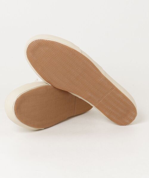 MHL.（エムエイチエル）の「COTTON CANVAS SLIP-ON（スニーカー・メンズ・ベージュ系その他2/ブラック・28.0/27.0）」の4枚目の写真