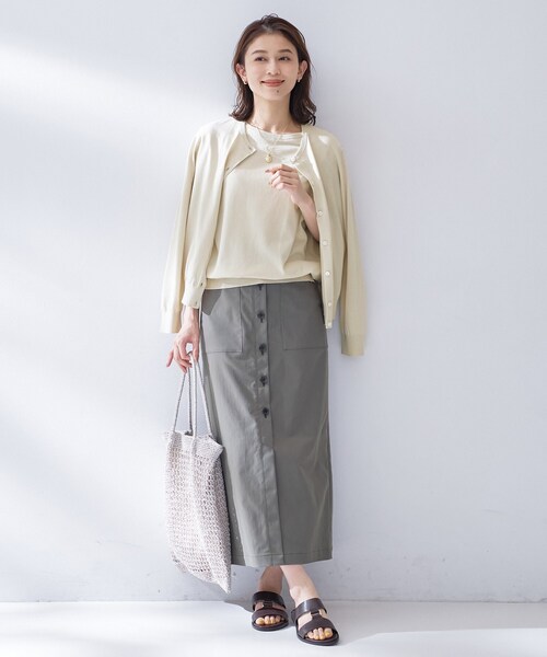 UNTITLED(アンタイトル)の「【9色展開/アンサンブル可/洗える】コットンベーシックニット(ニット/セーター・レディース・ブラック系2/ブラック/ブラウン系/ホワイト/ピンク系/ブルー系その他/ライトベージュ/カーキ/オレンジ・00/01/02/03/04/44/48)」の15枚目の写真