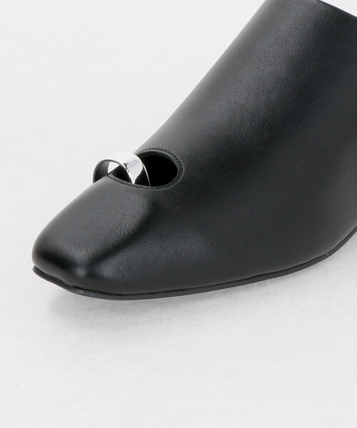 LE VERNIS(ル・ベルニ)の「<LE VERNIS>トゥ リング ミュール(サンダル・レディース・ブラック・23.5cm/24.5cm)」の11枚目の写真