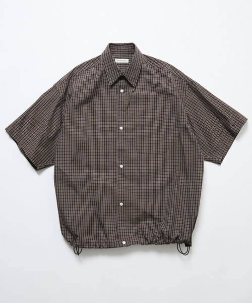 FREAK'S STORE（フリークスストア）の「限定展開 ワイドシルエット スピンドル レギュラーカラー ショートスリーブ シャツ / ヘムコード（シャツ/ブラウス・メンズ・ベージュ/ブルー系その他/ホワイト/ブラウン/オフホワイト/チャコールグレー/ブラック/ブラウン系その他/サックスブルー・SMALL/MEDIUM/LARGE）」の19枚目の写真