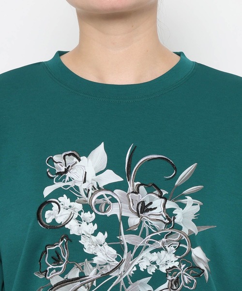 HARE(ハレ)の「アートフラワーシシュウTシャツ(HARE)(Tシャツ/カットソー・レディース・ホワイト/ブルー/イエロー/ブラック・FREE)」の17枚目の写真