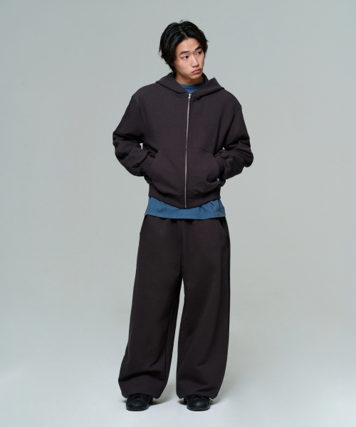 ERA(エラ)の「UNISEX ERA OVERSIZED HOODED ZIP-UP - FADED BLACK(パーカー・レディース・ブラック・LARGE/MEDIUM/SMALL)」の9枚目の写真