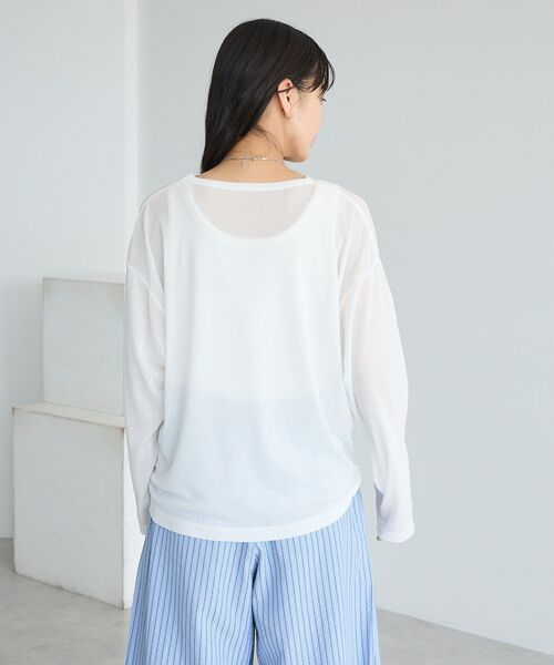 CRAFT STANDARD BOUTIQUE(クラフトスタンダードブティック)の「フラワープリントシアーロンTee(Tシャツ/カットソー・レディース・ブルー/レッド・FREE)」の7枚目の写真