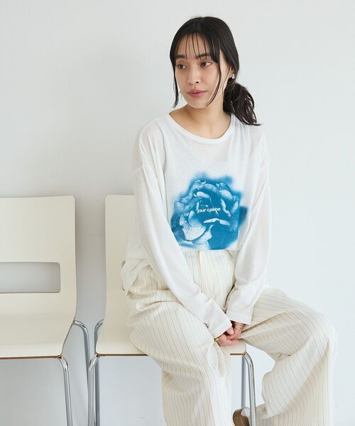 CRAFT STANDARD BOUTIQUE(クラフトスタンダードブティック)の「フラワープリントシアーロンTee(Tシャツ/カットソー・レディース・ブルー/レッド・FREE)」の18枚目の写真