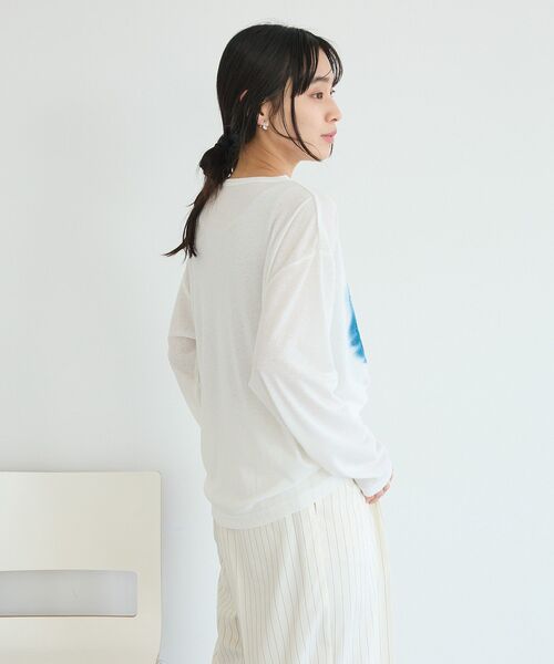 CRAFT STANDARD BOUTIQUE(クラフトスタンダードブティック)の「フラワープリントシアーロンTee(Tシャツ/カットソー・レディース・ブルー/レッド・FREE)」の20枚目の写真
