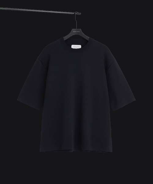 UNITED TOKYO(ユナイテッドトウキョウ)の「【実店舗月間売上NO1】18G サーブルストレッチクルーネックニットTEE |接触冷感/通気性/毛玉防止/洗える/ 抗菌防臭/春服/オフィスカジュアル/通勤/インナー(ニット/セーター・メンズ・ネイビー/ベージュ/オフホワイト/ブラック/ダークグレー/ライトグレー・2/1/3)」の1枚目の写真