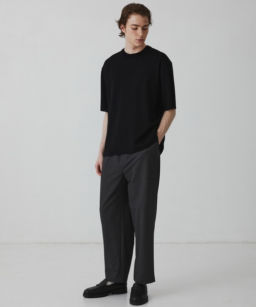 UNITED TOKYO(ユナイテッドトウキョウ)の「【実店舗月間売上NO1】18G サーブルストレッチクルーネックニットTEE |接触冷感/通気性/毛玉防止/洗える/ 抗菌防臭/春服/オフィスカジュアル/通勤/インナー(ニット/セーター・メンズ・ネイビー/ベージュ/オフホワイト/ブラック/ダークグレー/ライトグレー・2/1/3)」の10枚目の写真