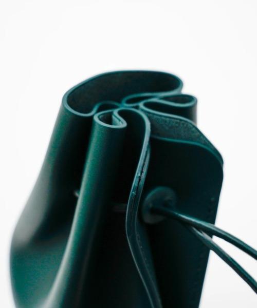 ITTI(イッチ)の「ITTI/イッチ/HERRIE KINCHAKU POUCH - PM / RAPTO FLEX(ショルダーバッグ・レディース・レッド/ブラック/アイボリー・F)」の14枚目の写真