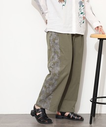 EMAGO 大きなお花刺繍パンツ