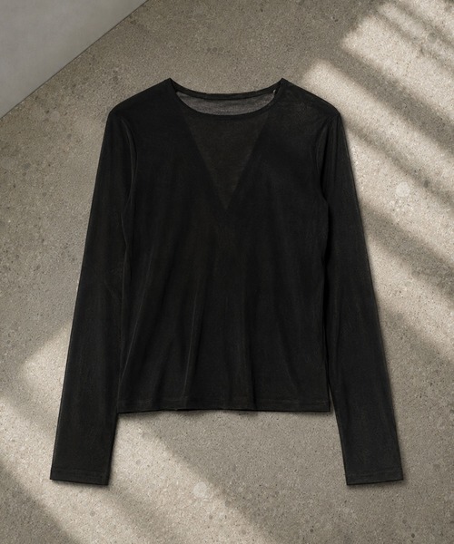 LAULEN(ローレン)の「open back v lace tops /オープンバックVレーストップス(Tシャツ/カットソー・レディース・ピンク/アイボリー/ブラック/グレイッシュベージュ/ブルー/グレー・FREE)」の3枚目の写真