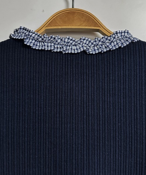 ReRe(リリ)の「チェックフリルデザイントップス(Tシャツ/カットソー・レディース・ネイビー・SMALL/MEDIUM/LARGE/X-LARGE)」の11枚目の写真