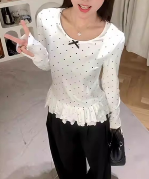 FAVORITO(ファヴォリート)の「フリル長袖ドット柄Tシャツ(Tシャツ/カットソー・レディース・ブラック/ホワイト・L/M)」の17枚目の写真