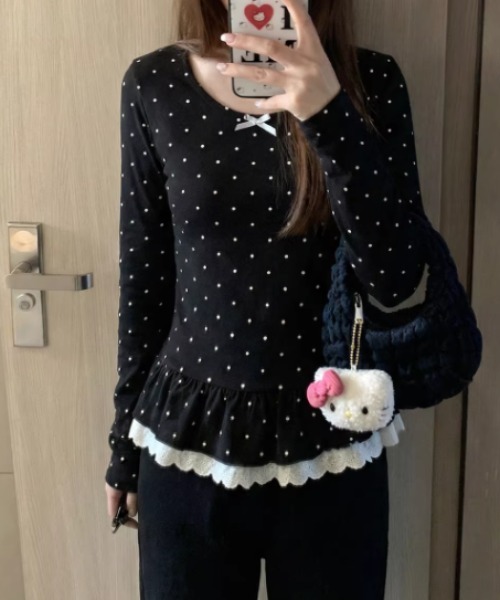 FAVORITO(ファヴォリート)の「フリル長袖ドット柄Tシャツ(Tシャツ/カットソー・レディース・ブラック/ホワイト・L/M)」の8枚目の写真